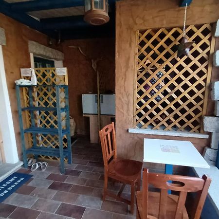 Portopollo Surfhouse Barrabisa 外观 照片